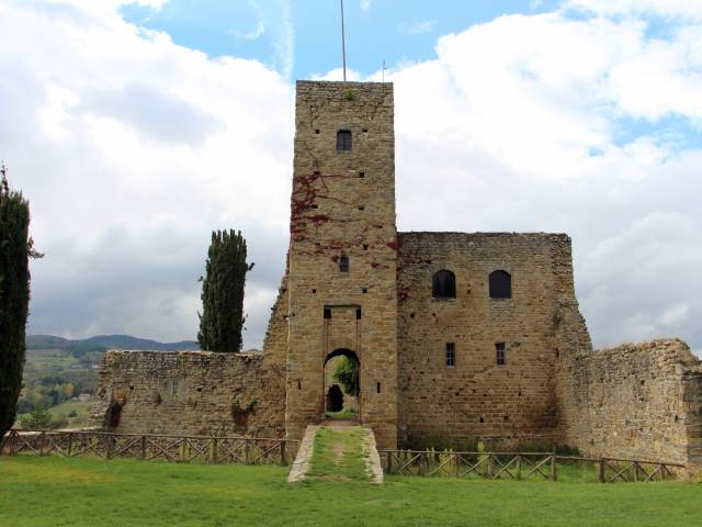 Il castello di Romena.jpg