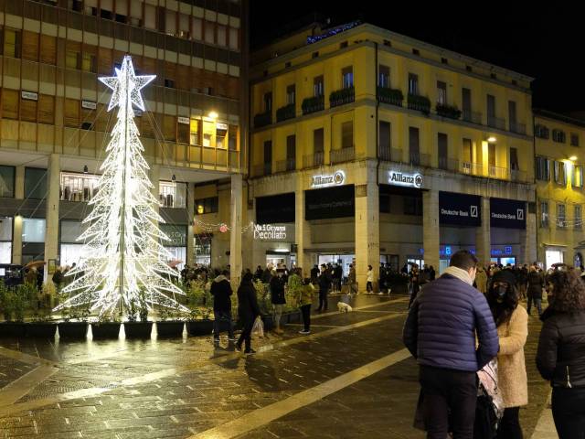 Arezzo Christmas Light_17.jpeg
