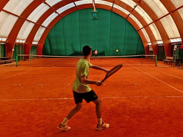 Valtiberina Tennis - Allenamenti tennis PalaPiccini (1).jpg
