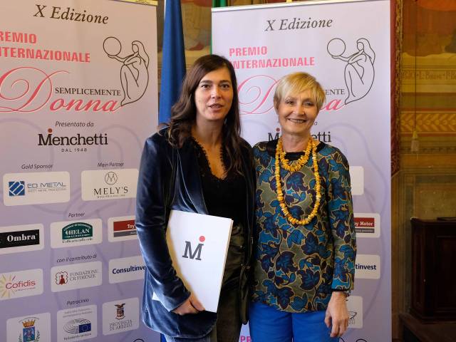 Premio Semplicemente Donna_ Menchetti presenting sponsor.jpg