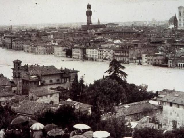 Alluvione Firenze 1966.jpg