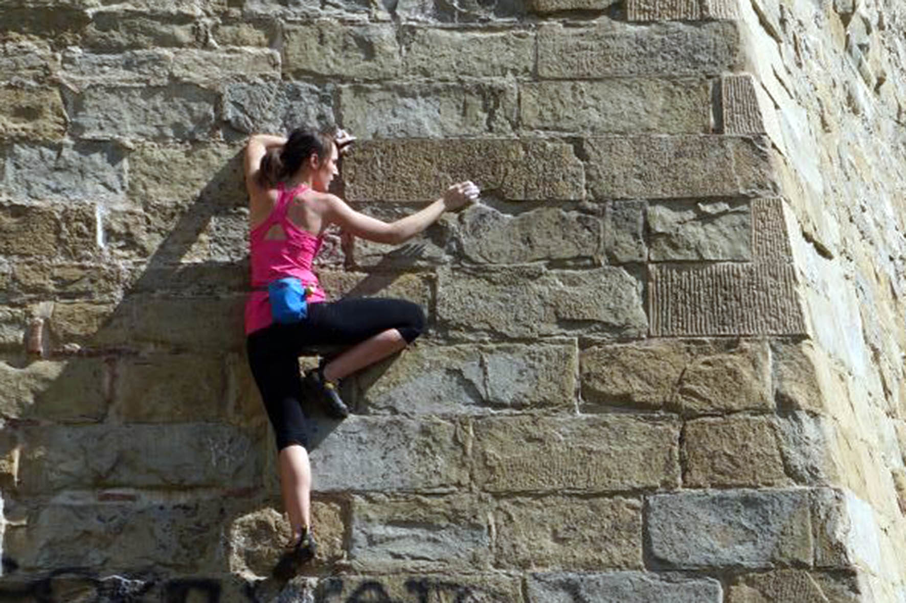 Arezzo Verticale – Arezzo Street Boulder (3)