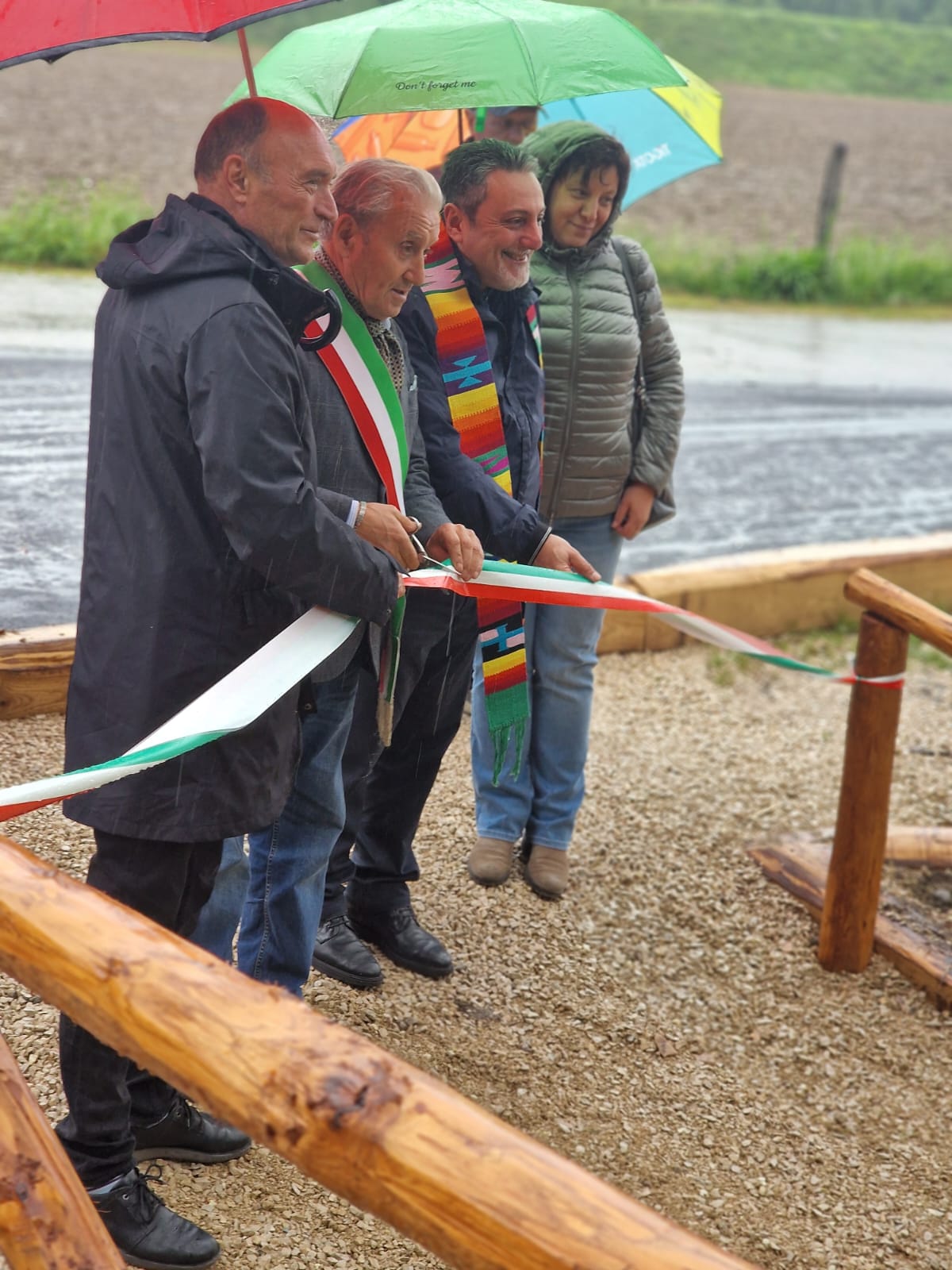 Chiusi della Verna, taglio del nastro “bagnato” per il parco fluviale sul Corsalone