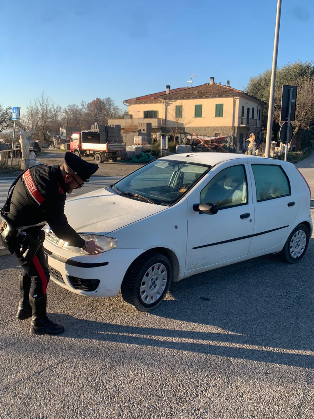 Perquisizione_faro_autovettura_Cortona