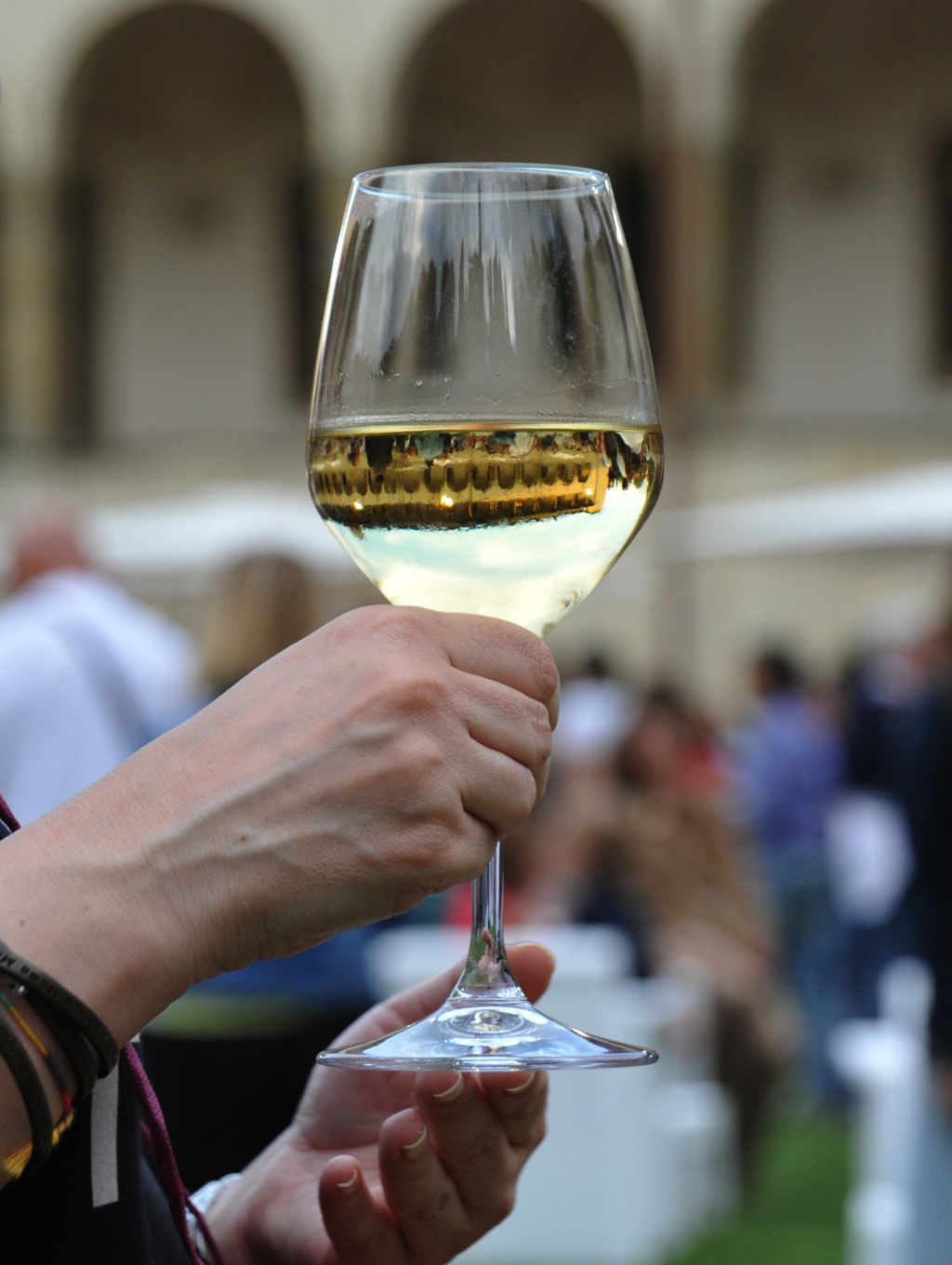 “Toscana Arcobaleno d’Estate” –  Arezzo, Museo Archeologico: “Aperitivo d’estate” – FOTO