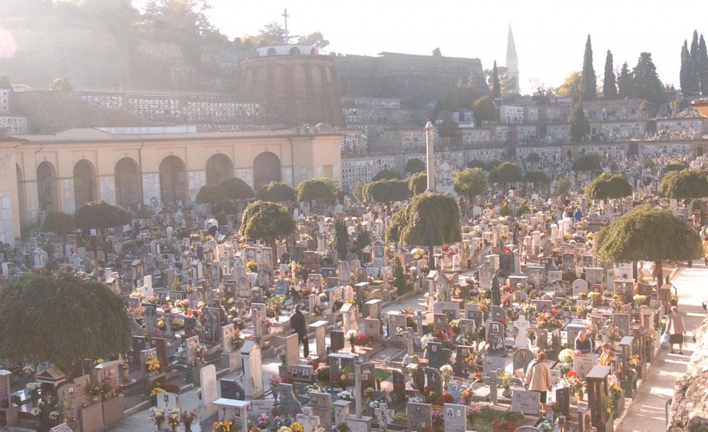 1530633381_cimitero