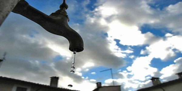 Comitato acqua pubblica: ok le agevolazioni, ma Nuove Acque deve abbassare le tariffe – VIDEO