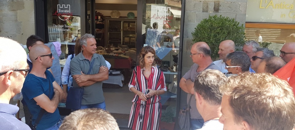 1534437499_Sindaco_e_lavoratori_Sei_Toscana_