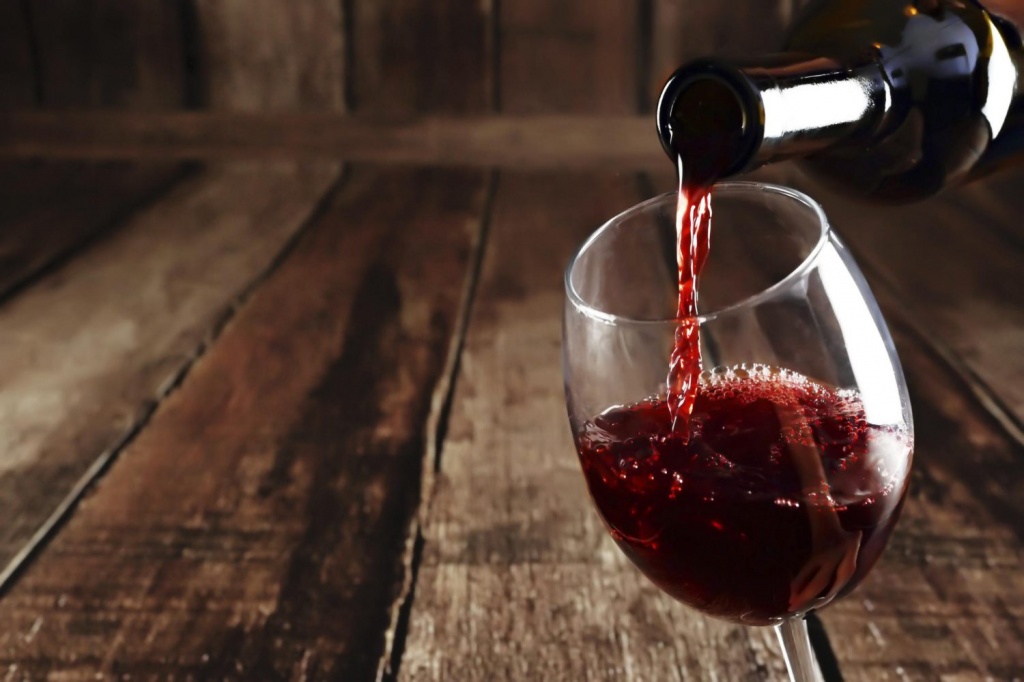 1535210202_vino