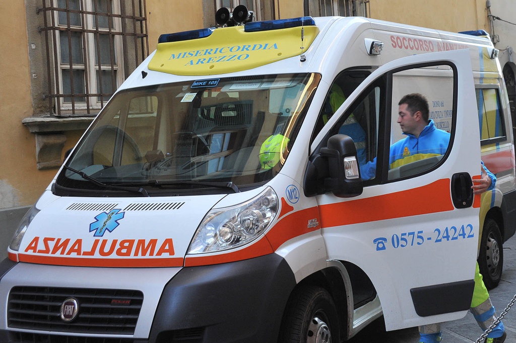 1537263505_ambulanza4