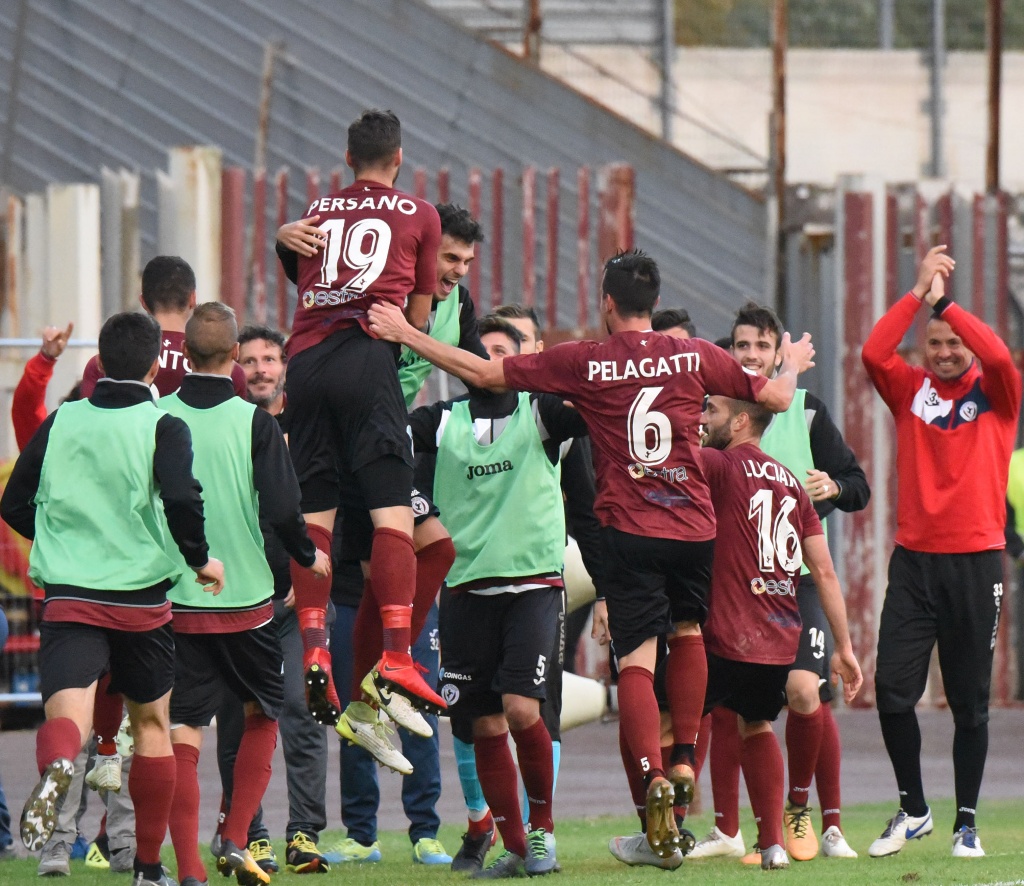 Arezzo all’inglese su Albissola, game over e bagagli per Olbia