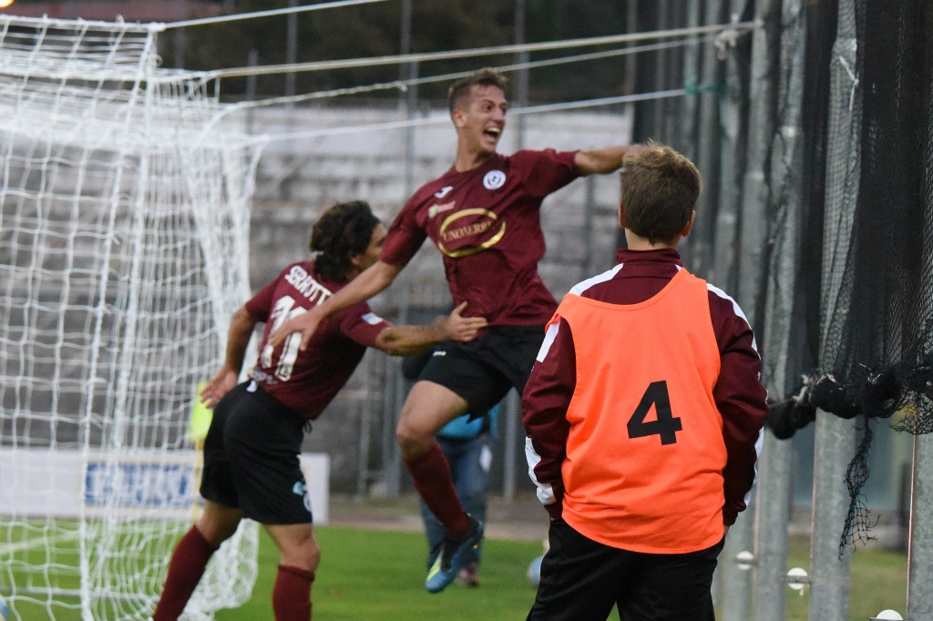 Vola l’Arezzo di Dal Canto: correzione della squadra in corso d’opera e arrivano i tre punti Ar24Tv