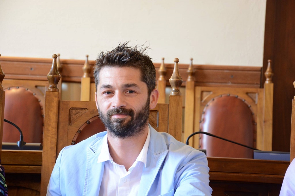 1540475556_luca-galli_1
