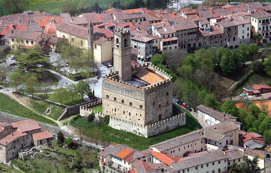 1541147743_Poppi_centro_storico