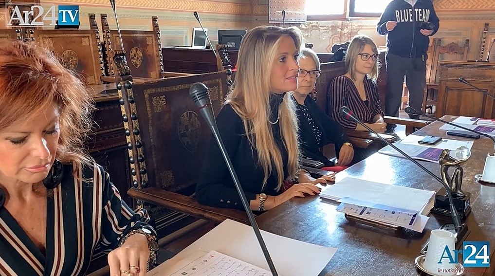 Premio “Semplicemente Donna” a Cortona contro la violenza di genere Ar24Tv