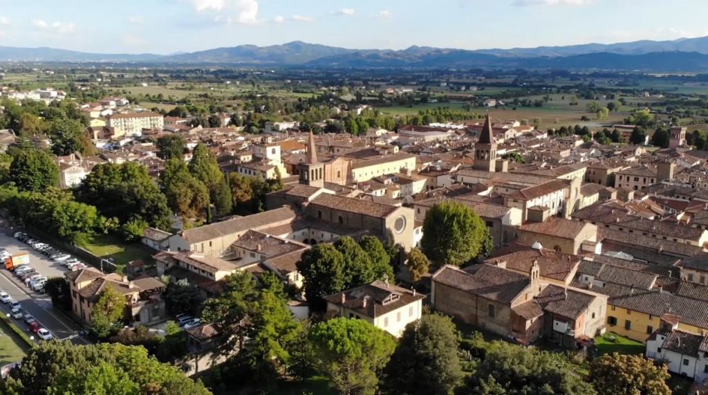 1543919712_sansepolcro-veduta-aerea2