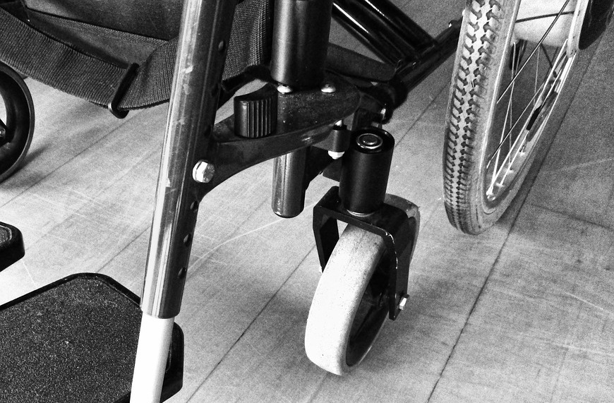 1546595994_wheelchair-1589476_960_720