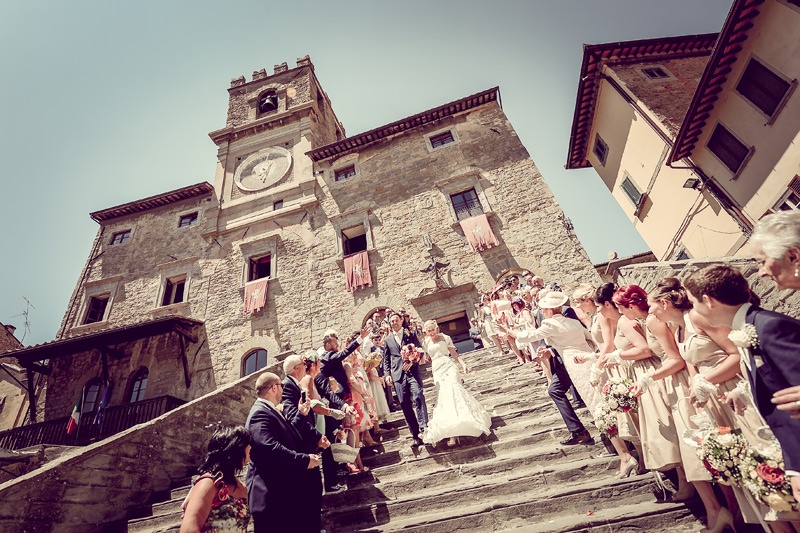 1549906140_Tuscany-Wedding-Cortona-Town-Hall-4