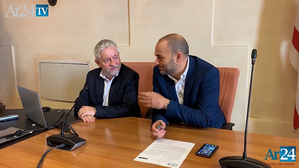 Rifiuti, telecontrollo al via: come funziona il progetto del comune di Arezzo e dell’Università di Siena Ar24Tv