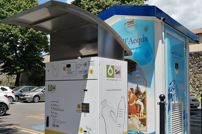 A Sansepolcro arrivano gli eco-compattatori per la raccolta della plastica