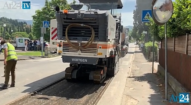 Asfaltature Arezzo, Gamurrini: “Diminuiscono le richieste d’intervento per tappare buchi” Ar24Tv