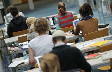 Concorso infermieri, ad Arezzo iniziano le preselezioni