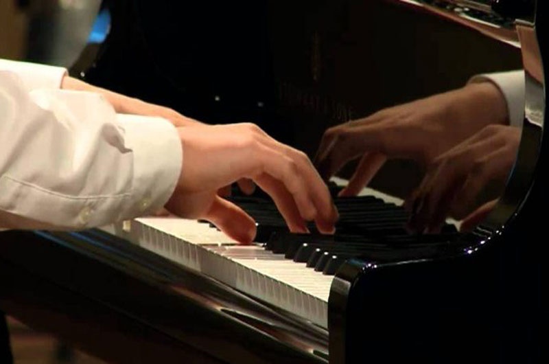 1565249179_pianista