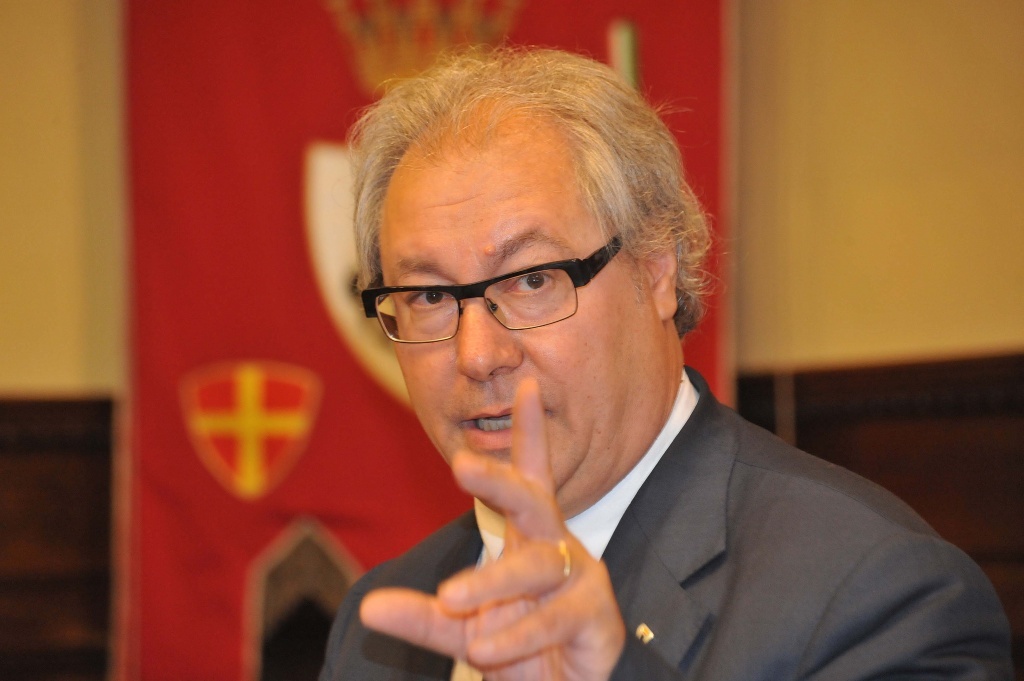 1578932195_Luciano_Ralli