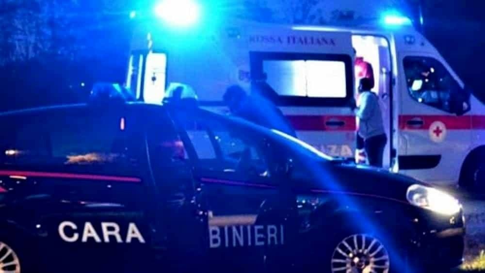 1579248140_Carabinieri-ambulanza-notte