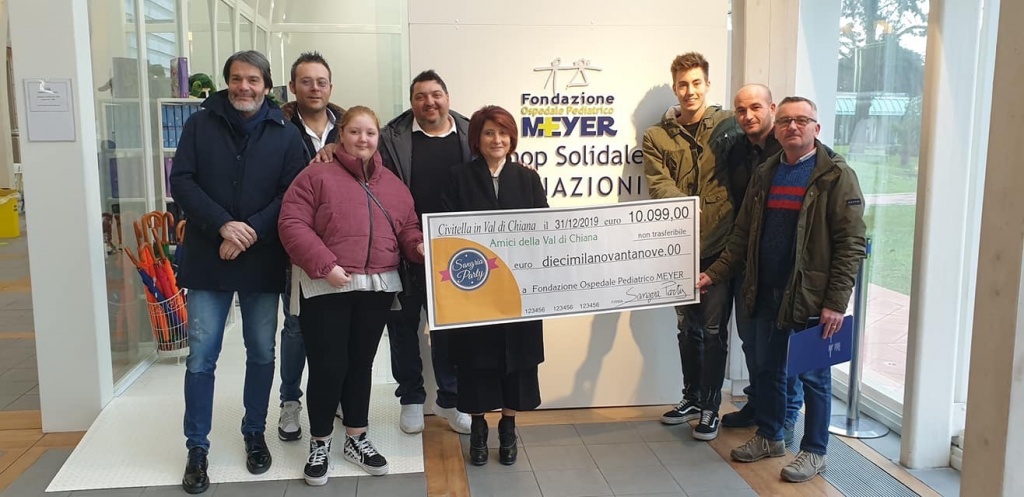 1579605248_200121-CIVI-DelegazioneDonazioneMeyer-SindacoMenchetti-AssessoreCapacci-SangriaPartyAlbergo