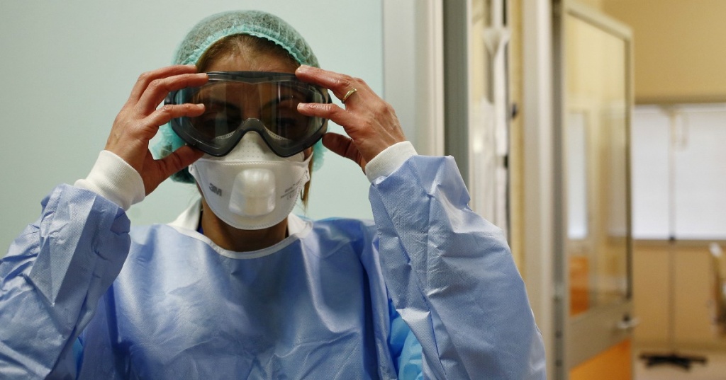 Coronavirus, tre nuovi positivi nell’aretino: contatti stretti di casi di contagio già noti