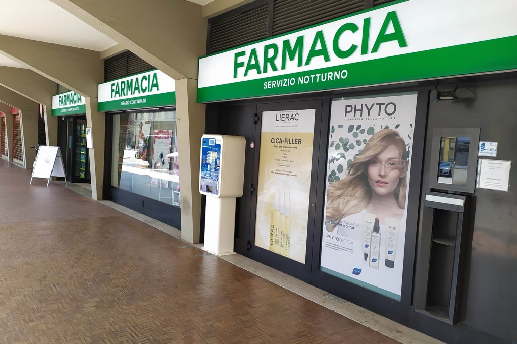 1584553711_Farmacie_Comunali_Arezzo_-_Sportello_servizio_notturno_1