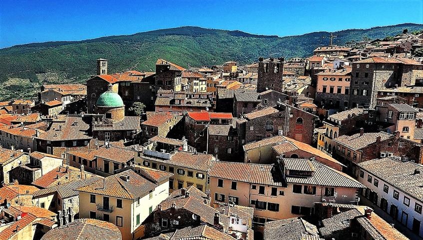 1586066054_Panorama_di_Cortona