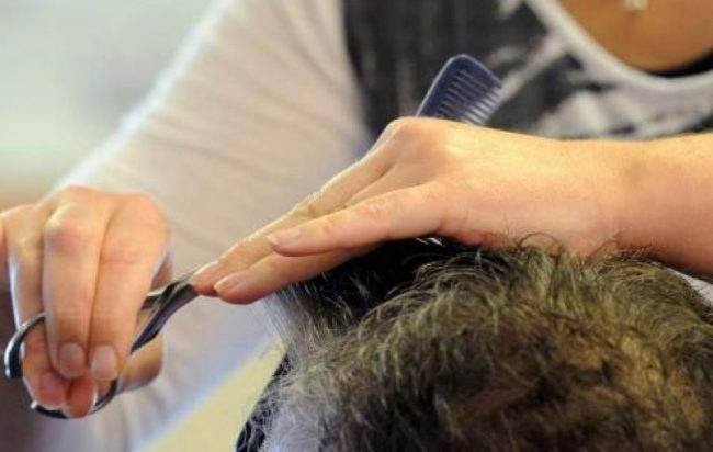 1589103577_taglio_capelli