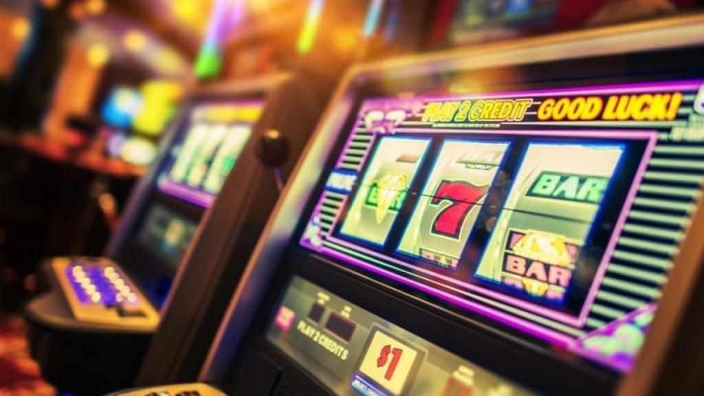 1589902135_slot_machine