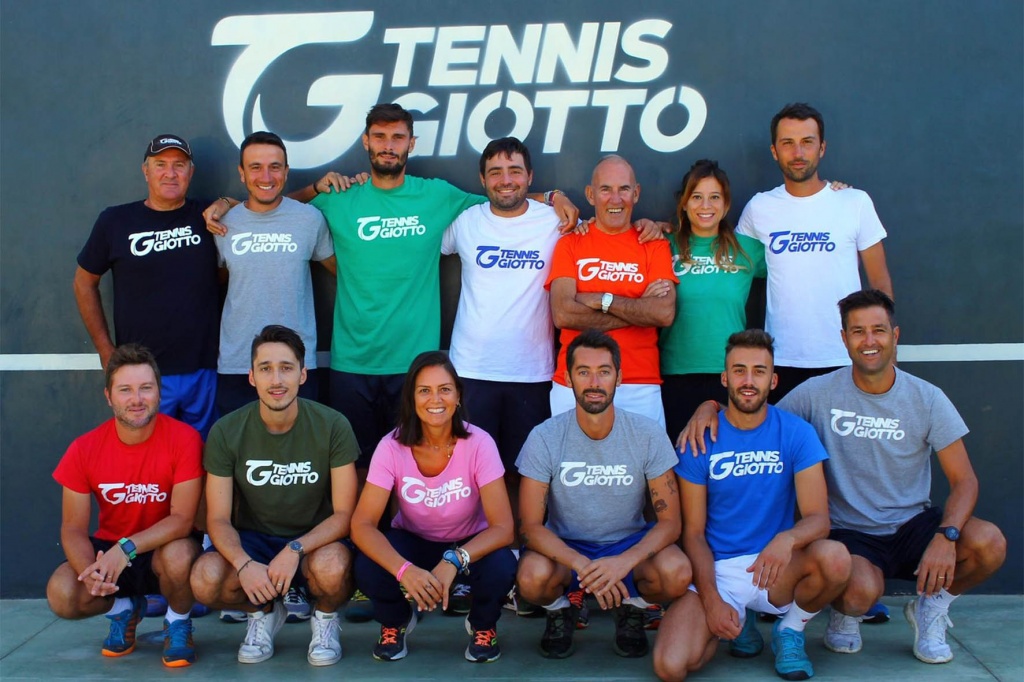 1590139609_Tennis_Giotto_-_Gruppo_maestri_2019-2020_1