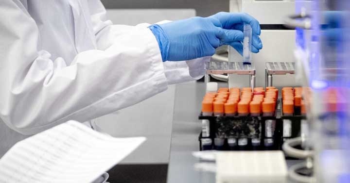 Il contagio in Toscana ancora in doppia cifra. Foiano: due donne positive