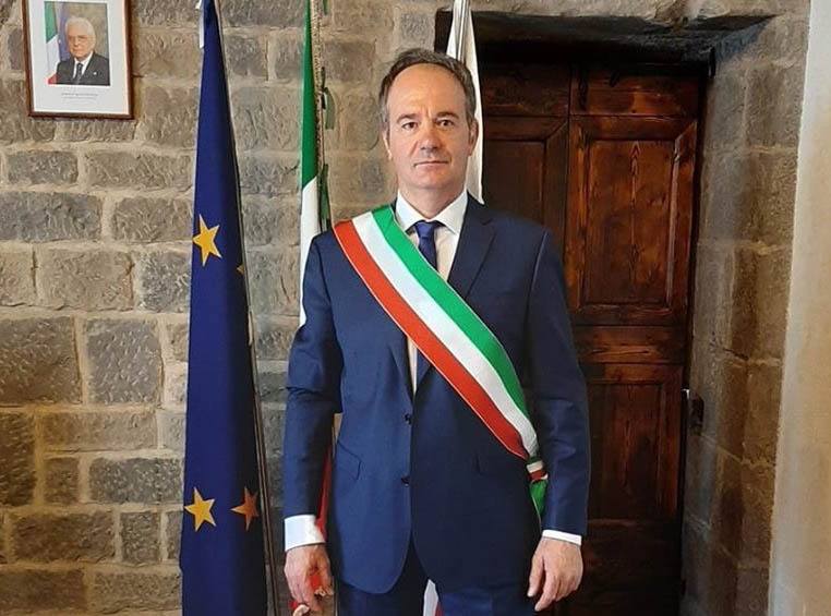 1599062921_Cortona_-_sindaco_Luciano_Meoni_1