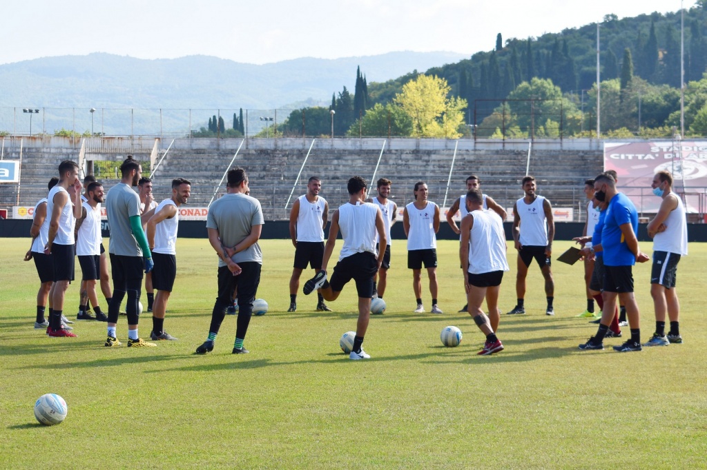 Arezzo calcio, Mesina e Masetti rescindono. Ceduto Maestrelli