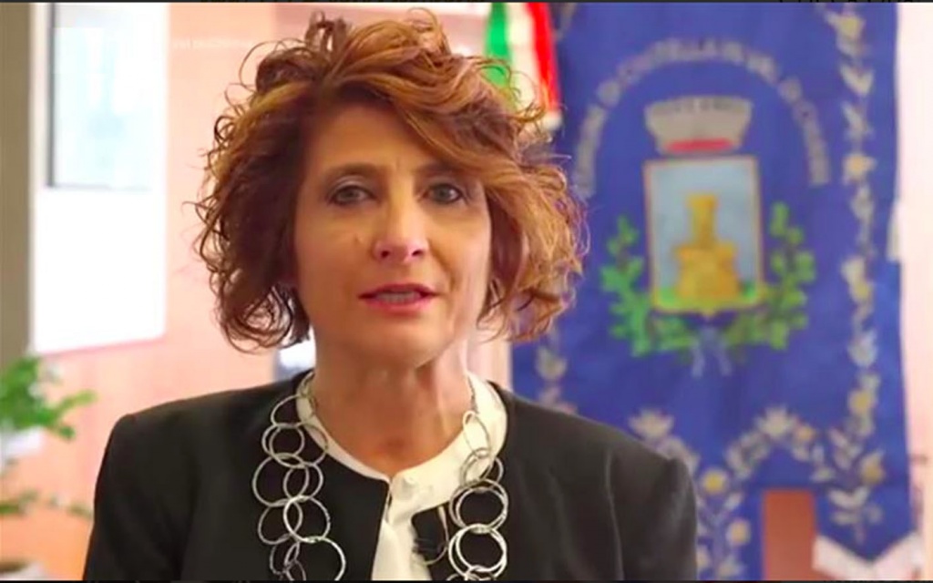 1604082137_200308-CIVI-SindacoGinettaMenchetti