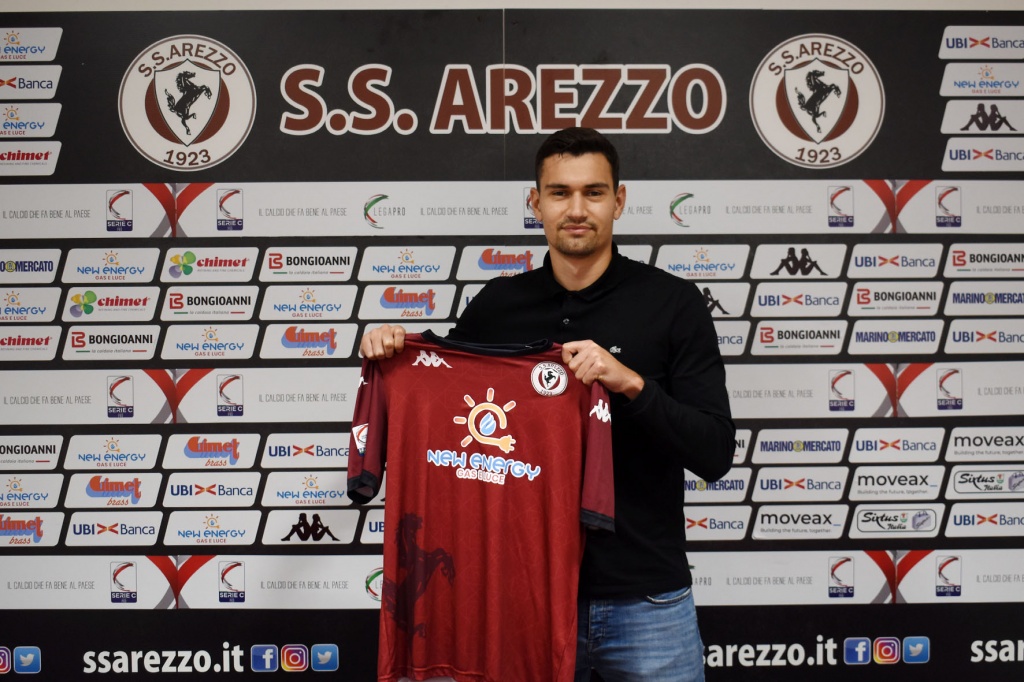 Arezzo Calcio, un nuovo arrivo dall’estero: Marek Kodr indossa l’amaranto