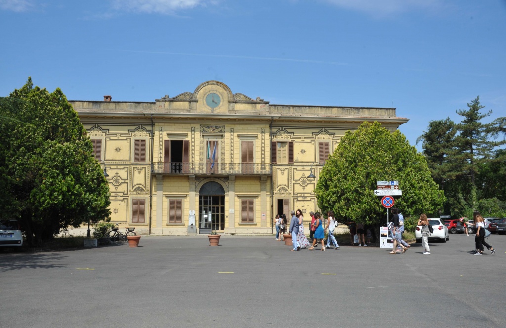 1606387565_1595354384_1564508443_1562687656_Universita_Arezzo_o_o_o