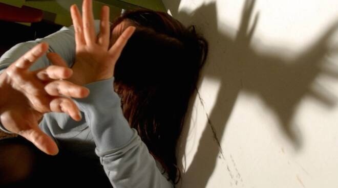 Lotta alla violenza sulle donne: Comune e Pronto Donna ancora fianco a fianco