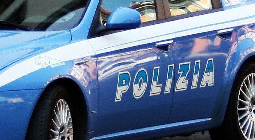1607094440_Polizia_4