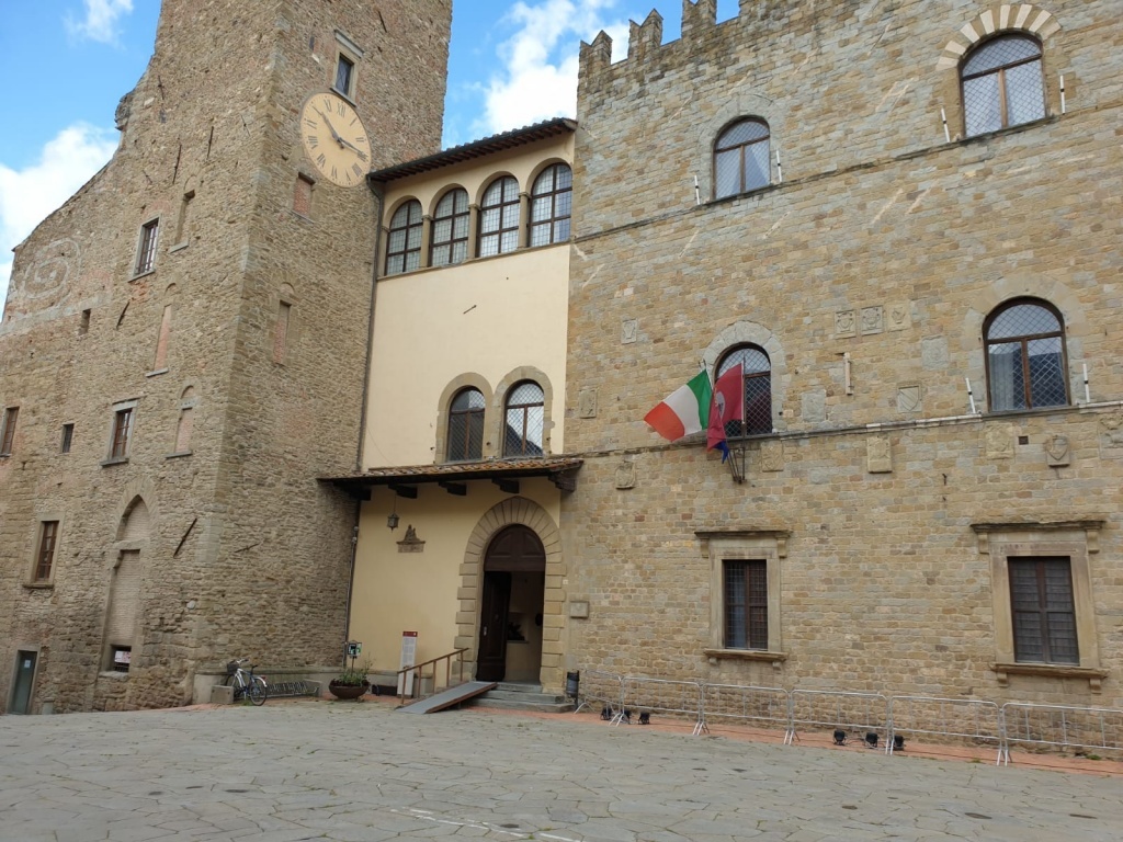 1610446104_1600346053_1590769657_Comune_di_Arezzo_2_o