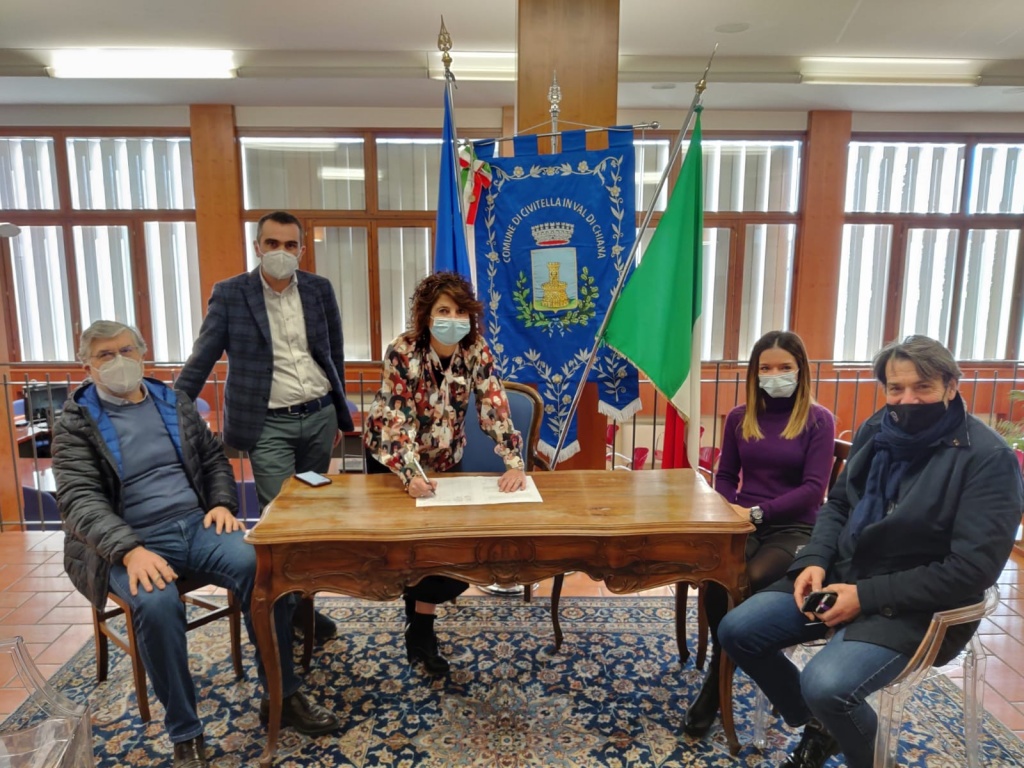 1611069186_210119-CIVI-SindacoMenchettiGiuntaComunale