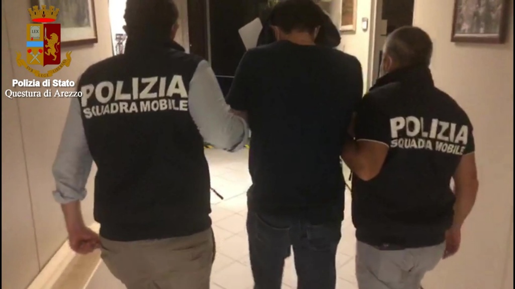 1613146178_Arresto_Polizia_Arezzo