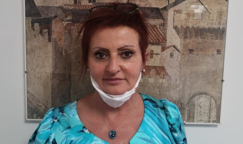 1613982497_teoni_stefania_sunia_1
