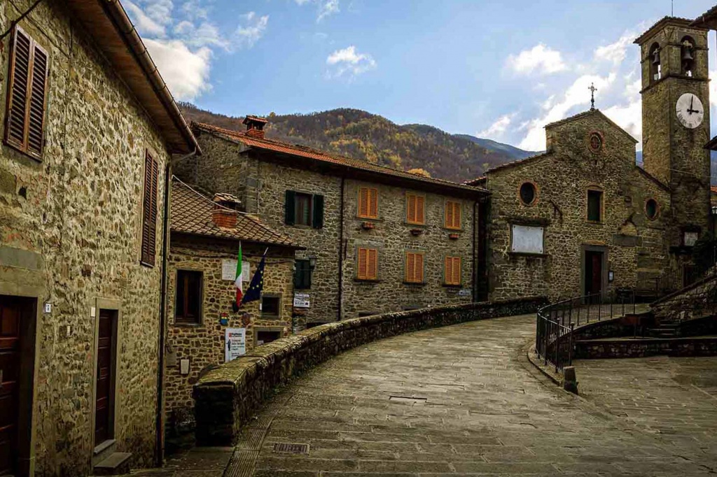 1617699530_Brigata_di_Raggiolo_-_Raggiolo_1