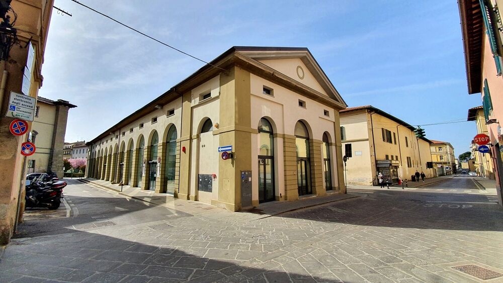 1618050425_Logge_del_grano_Arezzo